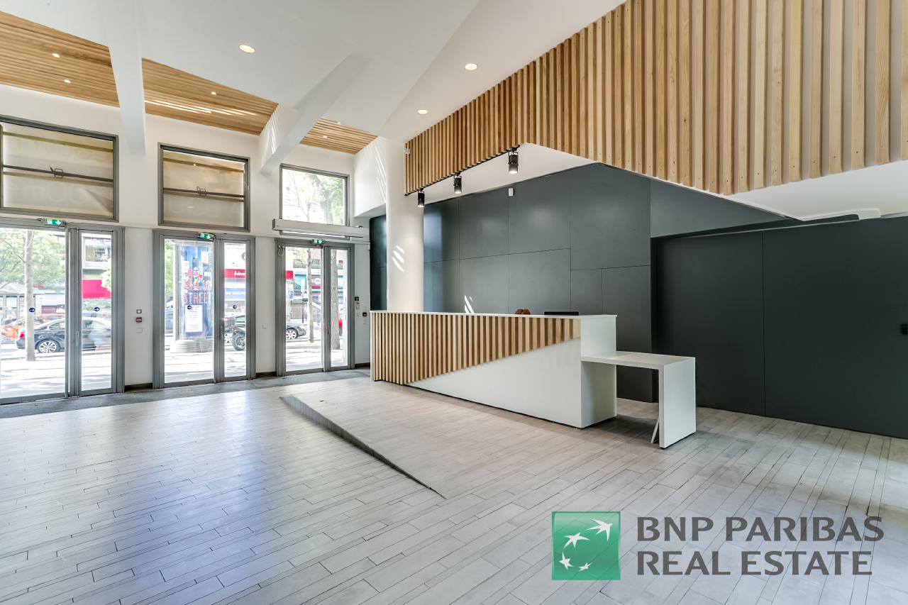 Bureau Paris 2374m² Location bureau Paris OLBUR2200166 2